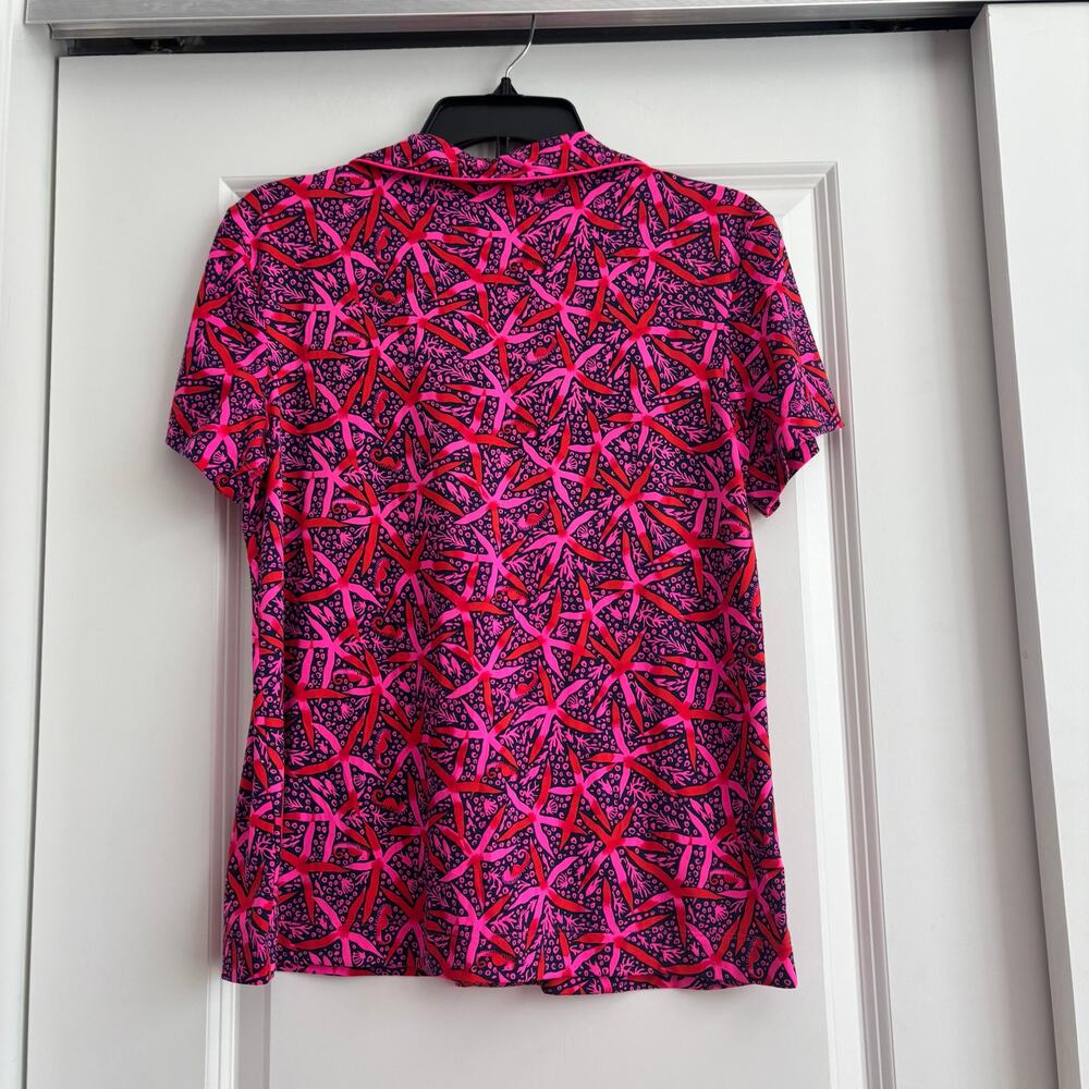 NWOT Lilly Pulitzer Pajama Button-Up Top Pink Starfish Size M Medium Lounge - Picture 2 of 8
